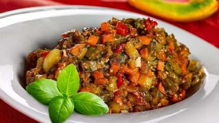 Баклажанная икра кусочками на зиму пальчики оближешь