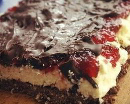 Чизкейк с ягодным джемом без выпекания