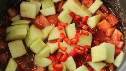 пряный томатно-яблочный джем