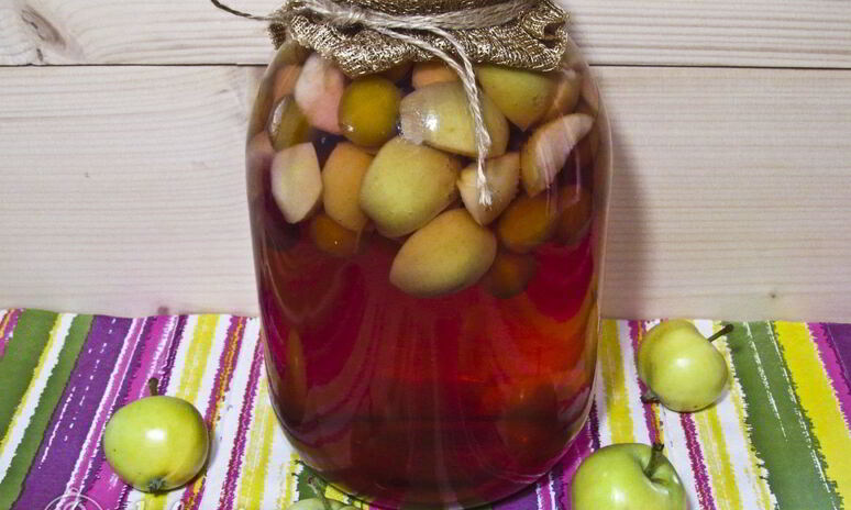 Рецепт компот из алычи и яблок на зиму
