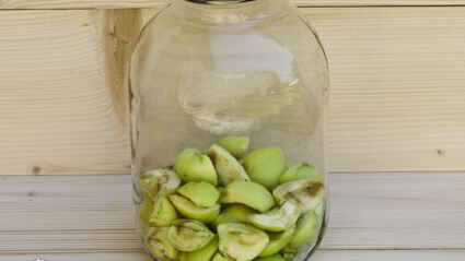 компот из алычи и яблок на зиму