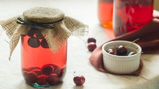 Компот из черешни с косточками на зиму