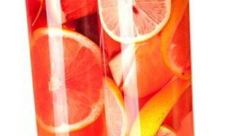 Рецепт компот из красных апельсинов, грейпфрутов и граната с белым вином и шерри