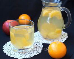Компот из мандаринов и яблок