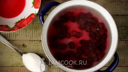 вишневый компот