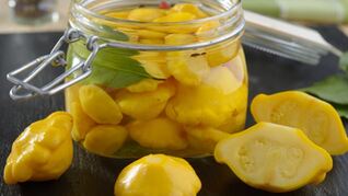 Консервированные патиссоны