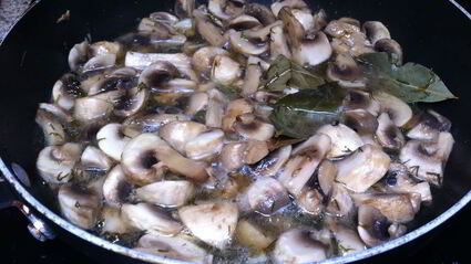 грибочки маринованные