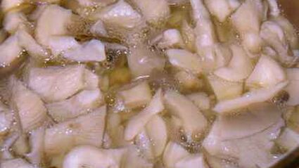 грибы маринованные