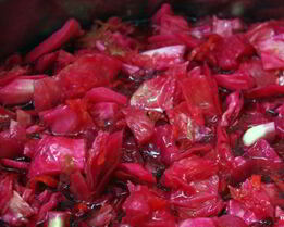 Капуста, маринованная по-корейски со свеклой