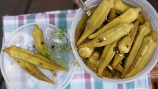 Маринованная бамия со специями