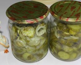 Маринованные огурцы с луком на зиму