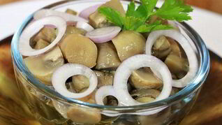 Маринованные пряные шампиньоны