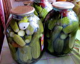 Огурцы маринованные