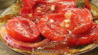 Перец, маринованный целиком