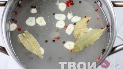 сало в банке