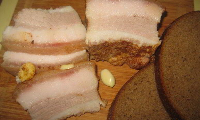 Рецепт сало в луковой шелухе