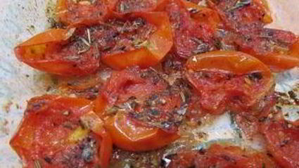 томатный батон с вялеными помидорами