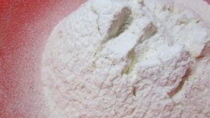 томатный батон с вялеными помидорами