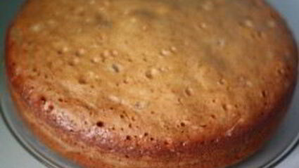 бисквит с вареньем в мультиварке