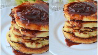 Медовые оладушки с домашним сливовым вареньем