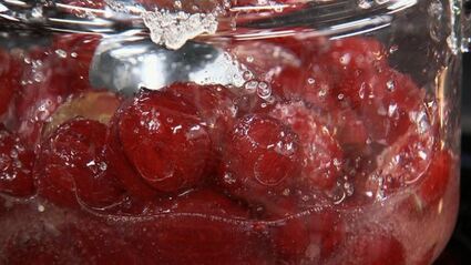 варенье из крыжовника с можжевельником