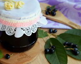 Рецепт варенье из смородины с листьями вишни