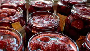 Варенье на сковороде