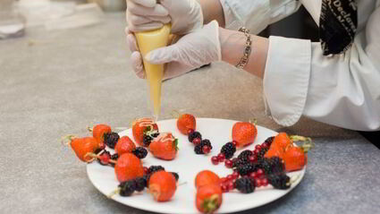 ягоды в белом шоколаде