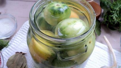 зеленые помидоры на зиму