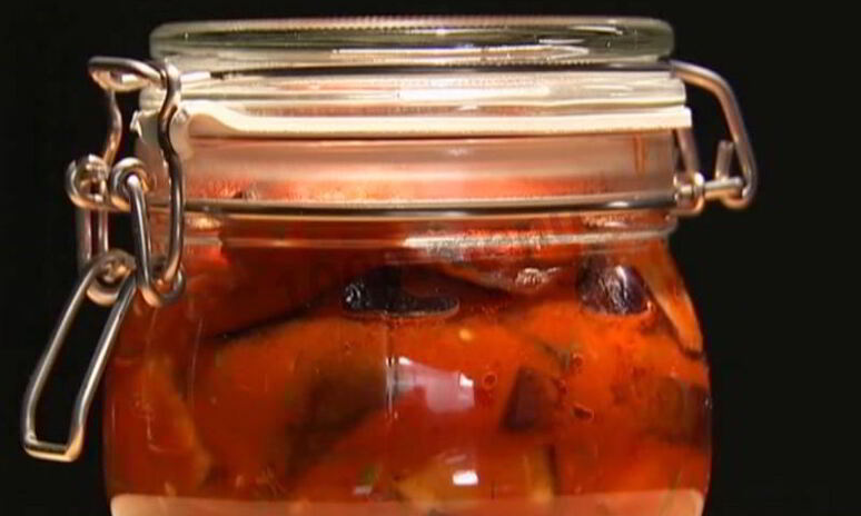 Рецепт жареные баклажаны на зиму с чесноком и помидорами