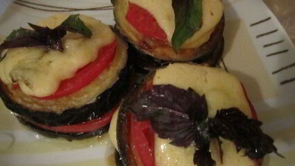 баклажанно-помидорные башенки