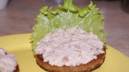 бутерброд с куриной начинкой