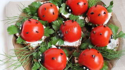 бутерброды божья коровка