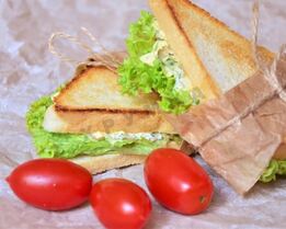 Бутерброды для пикника сэндвич с яичным салатом