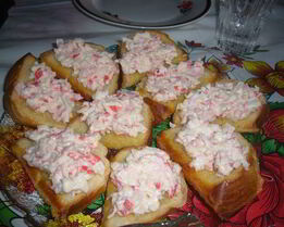 Бутерброды к крабовыми палочками