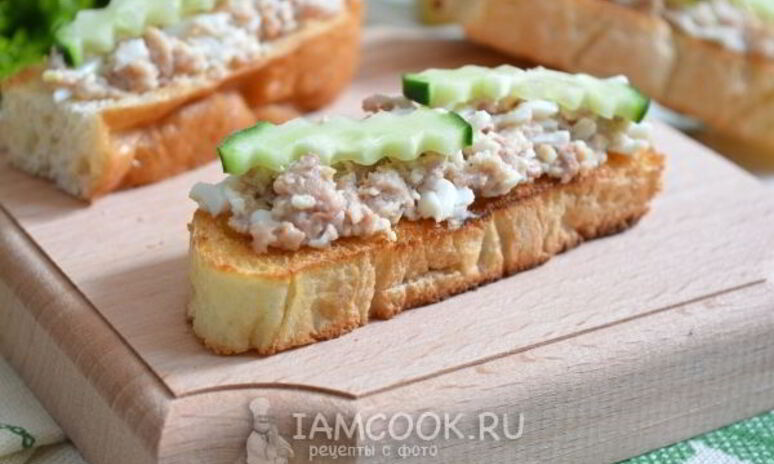 Рецепт бутерброды с печенью трески и яйцом