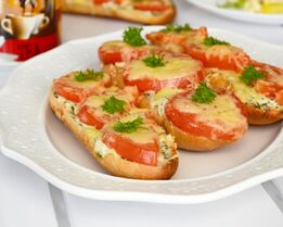 Бутерброды с помидорами и сыром в духовке