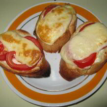 Бутерброды с колбасой