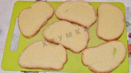 горячие бутерброды с грибами и сыром в духовке