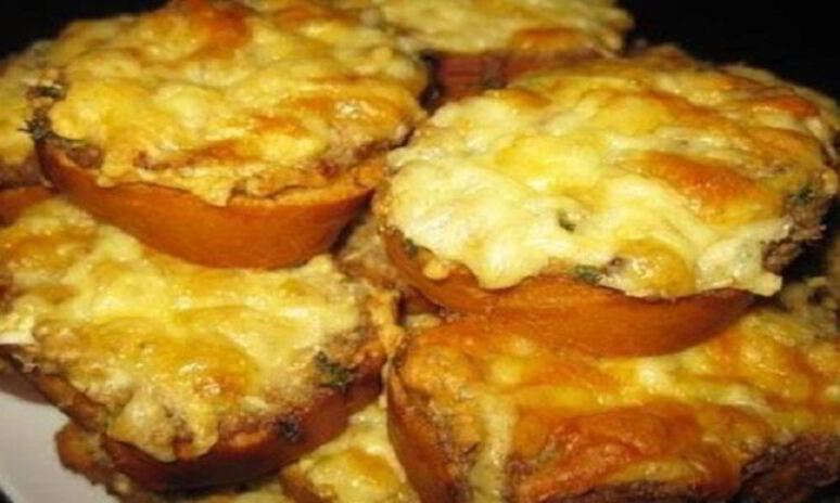 Рецепт горячие бутерброды с рыбой