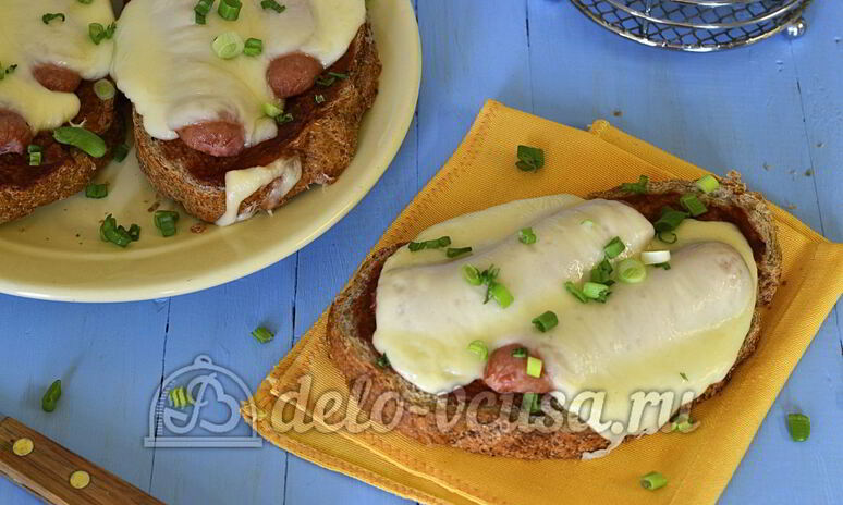 Рецепт горячие бутерброды с сосиской и сыром