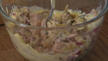 средиземноморский горячий бутерброд с тунцом и артишоками