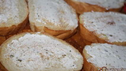 яркие бутерброды с домашней ветчиной к завтраку