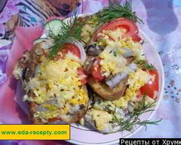 Жареные бутерброды с помидорами майонезом сыром