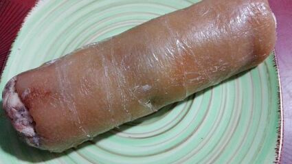 домашняя колбаса в свиной шкурке