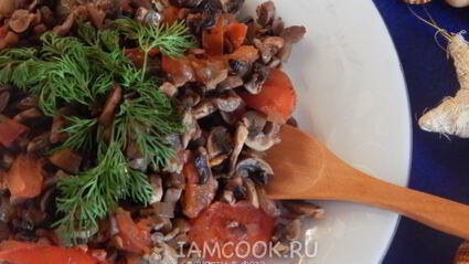 грибная икра с помидорами