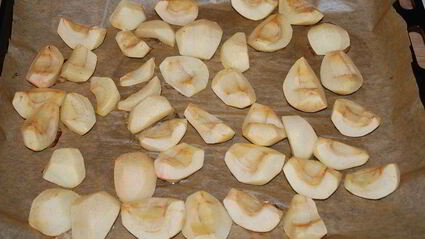 икра из запеченных яблок и овощей