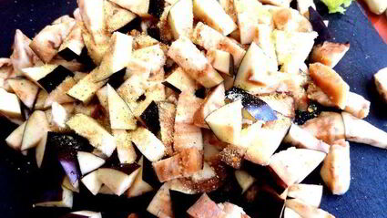 фриттата из баклажанов с грибами