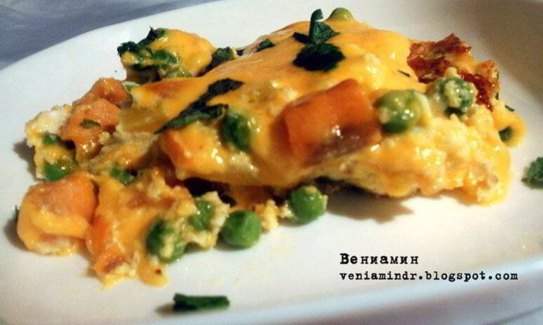 Рецепт фриттата с бататом, горошком и сыром чеддер