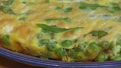 фриттата с зеленым горошком и картофелем